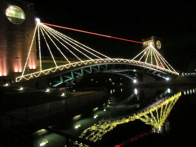 101106_08.jpg 101106_08.jpg